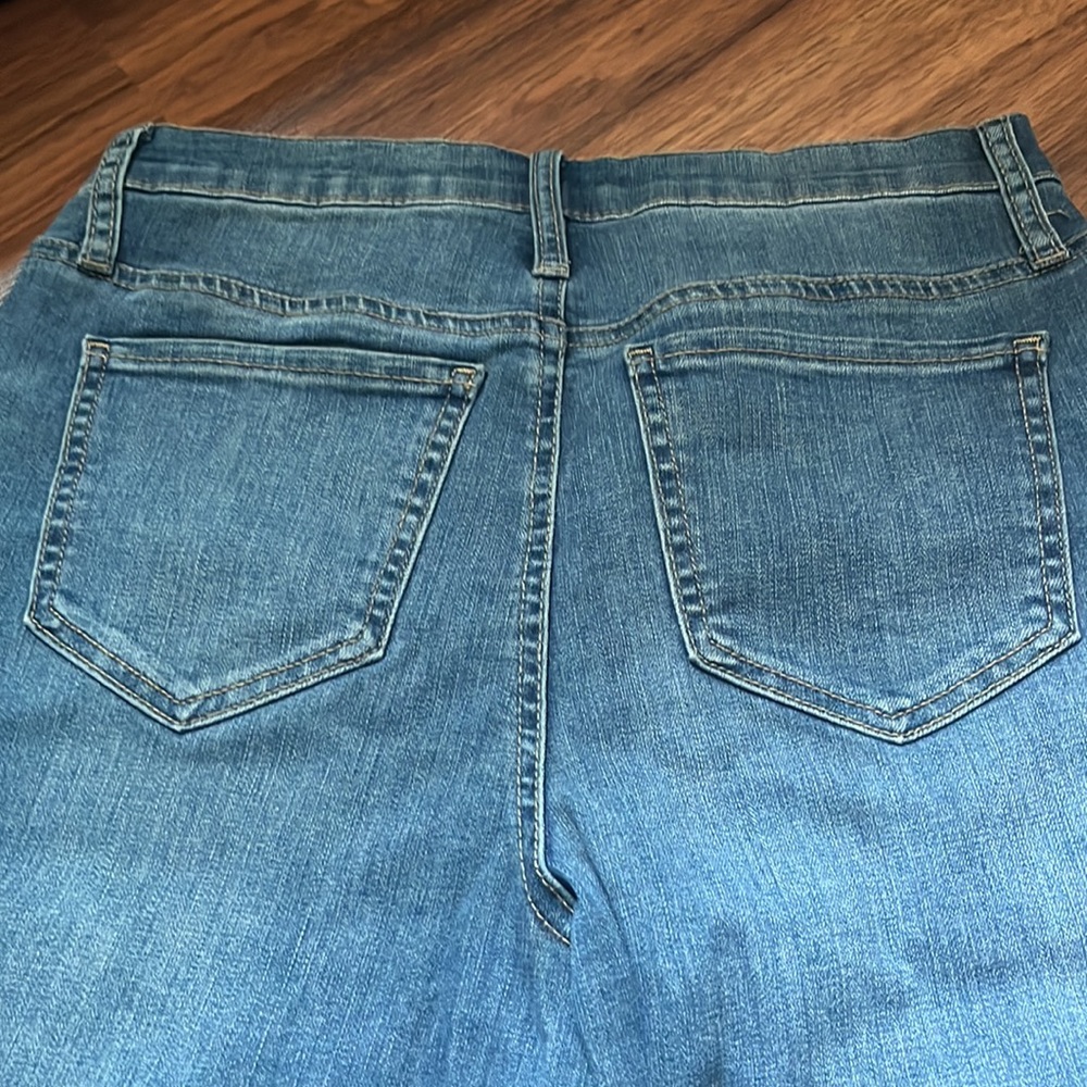 Juniors SO Mom Jeans - Picture 9 of 9